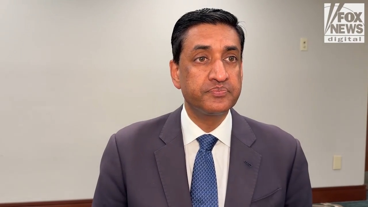 Reps. Khanna, Massie to hold press conference with Epstein victims