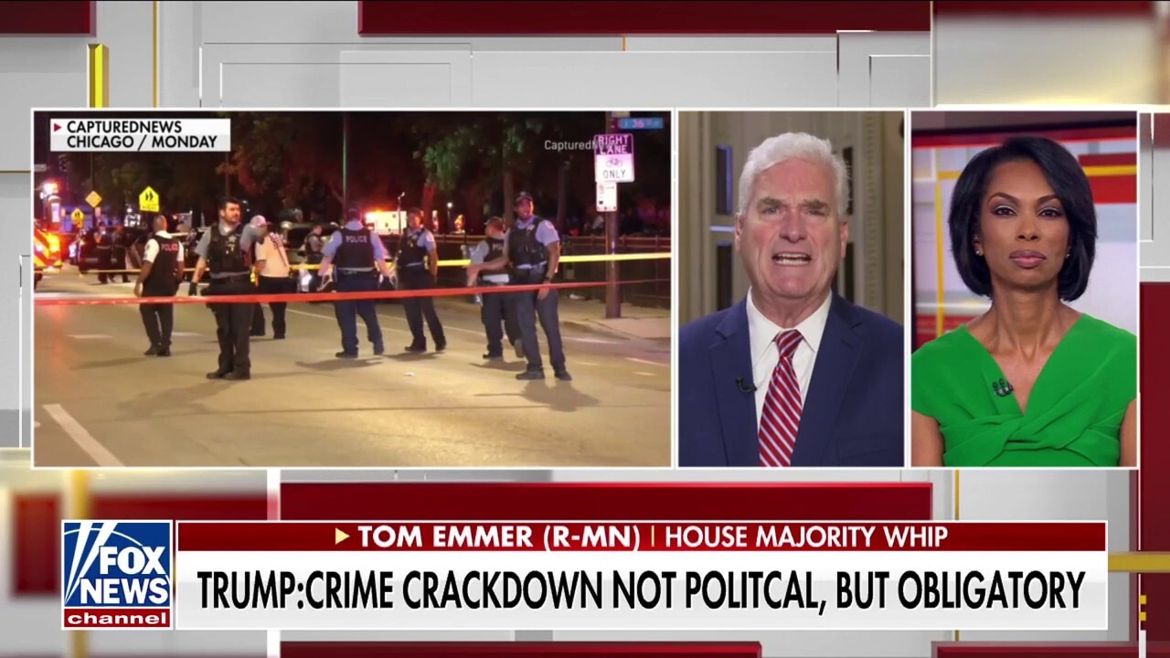 Trump's feud with Chicago escalates as residents demand action