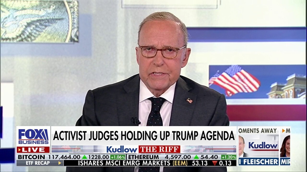 Kudlow: Let President Trump be the commander-in-chief