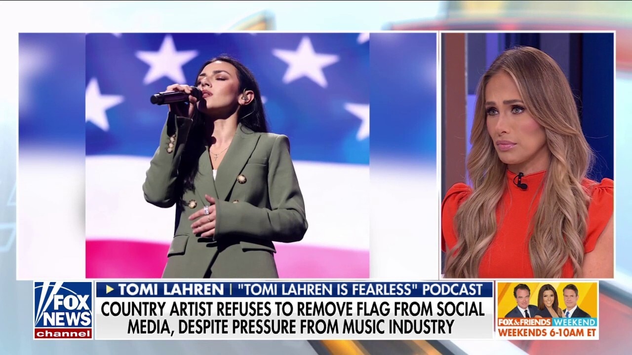 Country singer told American flag would be seen as 'partisan'