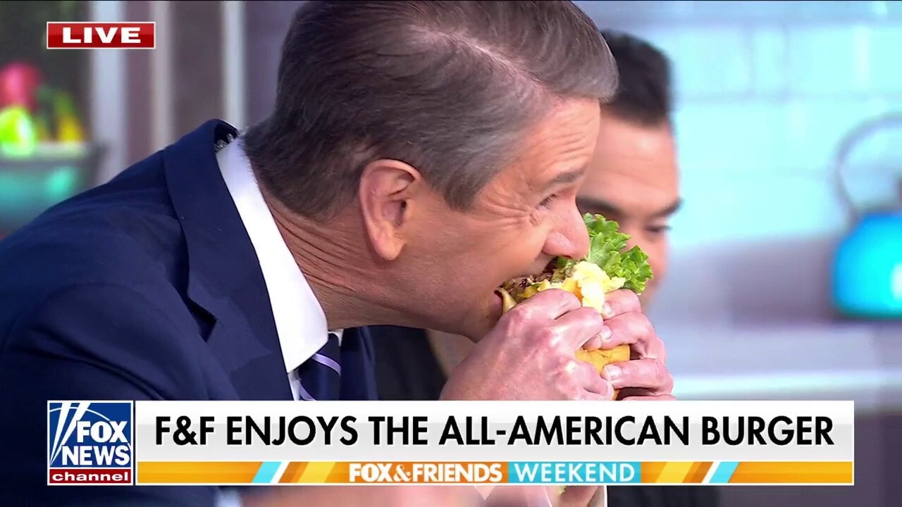 Griff Jenkins joins Fox & Friends Weekend with an all-American Burger