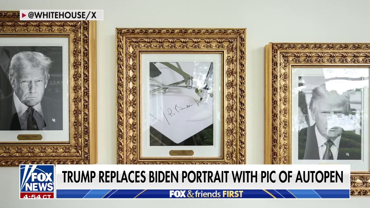 Trump replaces Biden's portrait with photo of autopen signature
