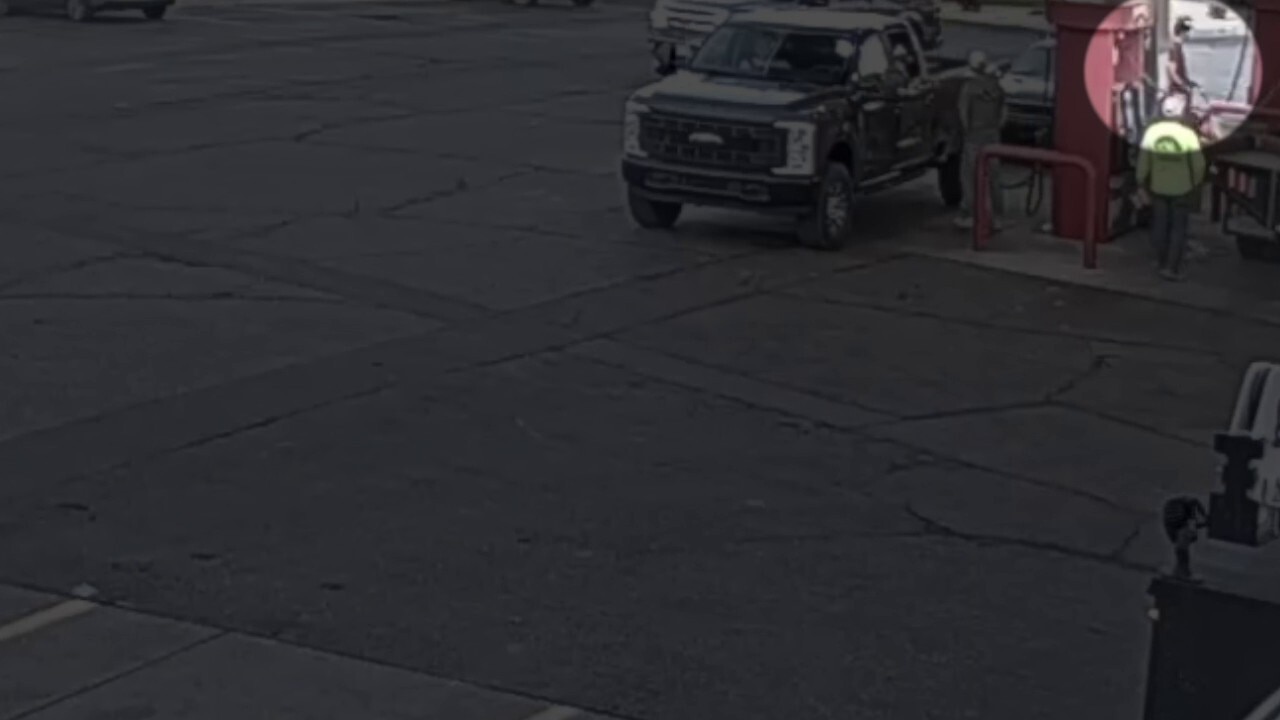 Video captures Charlie Kirk’s alleged killer stopping at Utah gas station after assassination