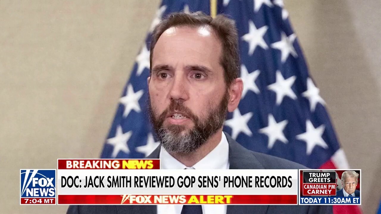 Former special counsel allegedly reviewed GOP senators’ phone records: report