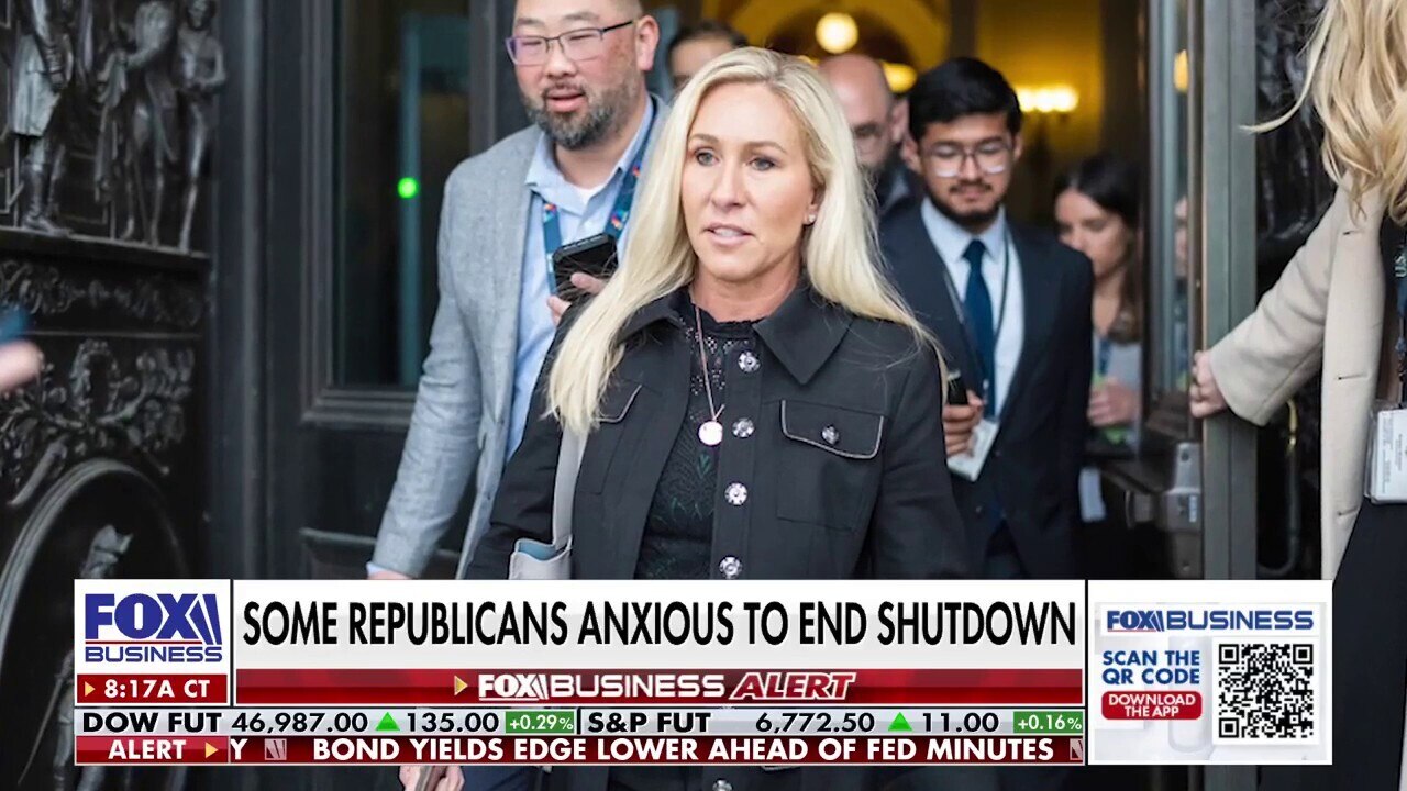 Shutdown stalls paychecks as Senate heads for sixth failed vote