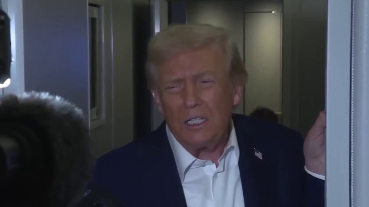 Trump praises leader's choice of potential new pickup truck