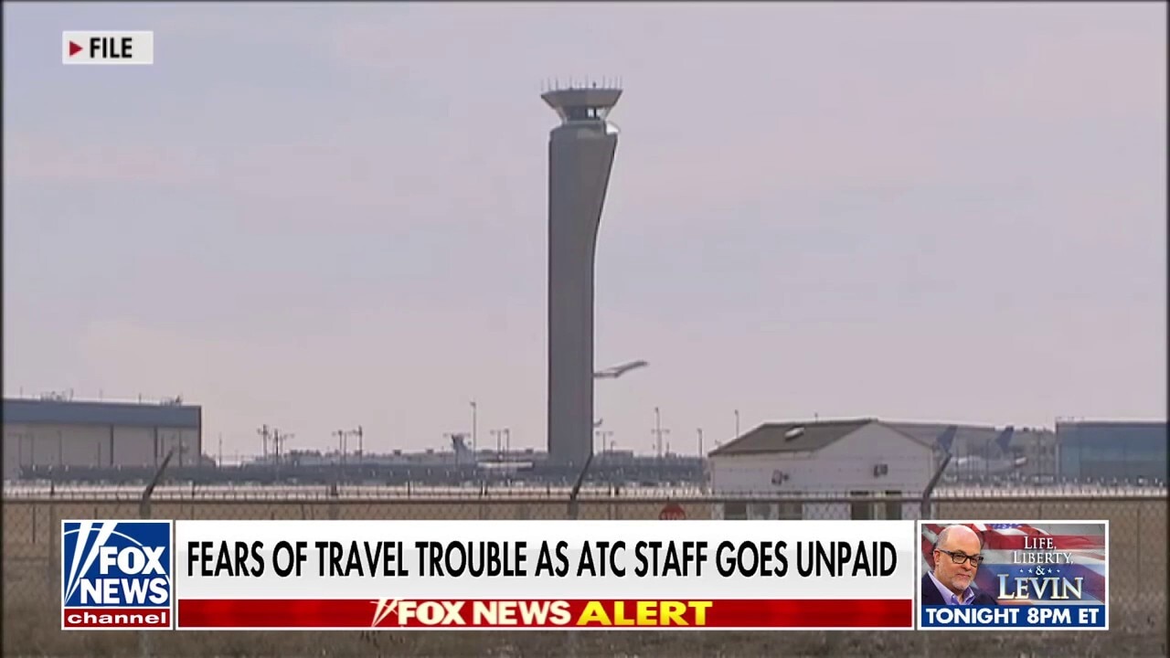  Travel expert warns air traffic control shortage has ‘only gotten worse’ ahead of holiday season