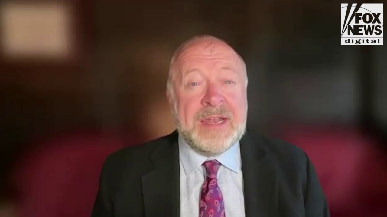 Former CIA operative says US will 'lose everything' if it allows China to become dominant in AI