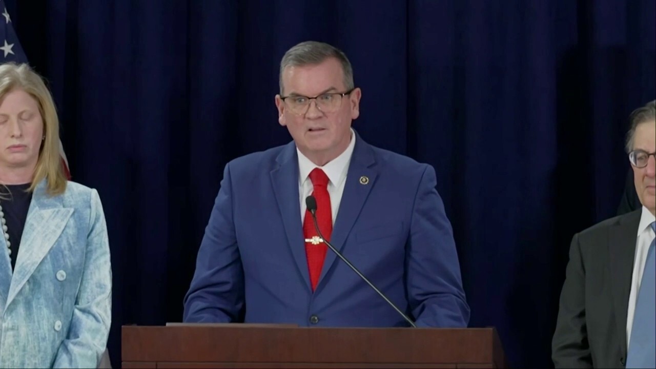 What did NYPD's chief of detectives say that has Luigi Mangione's lawyers mad?