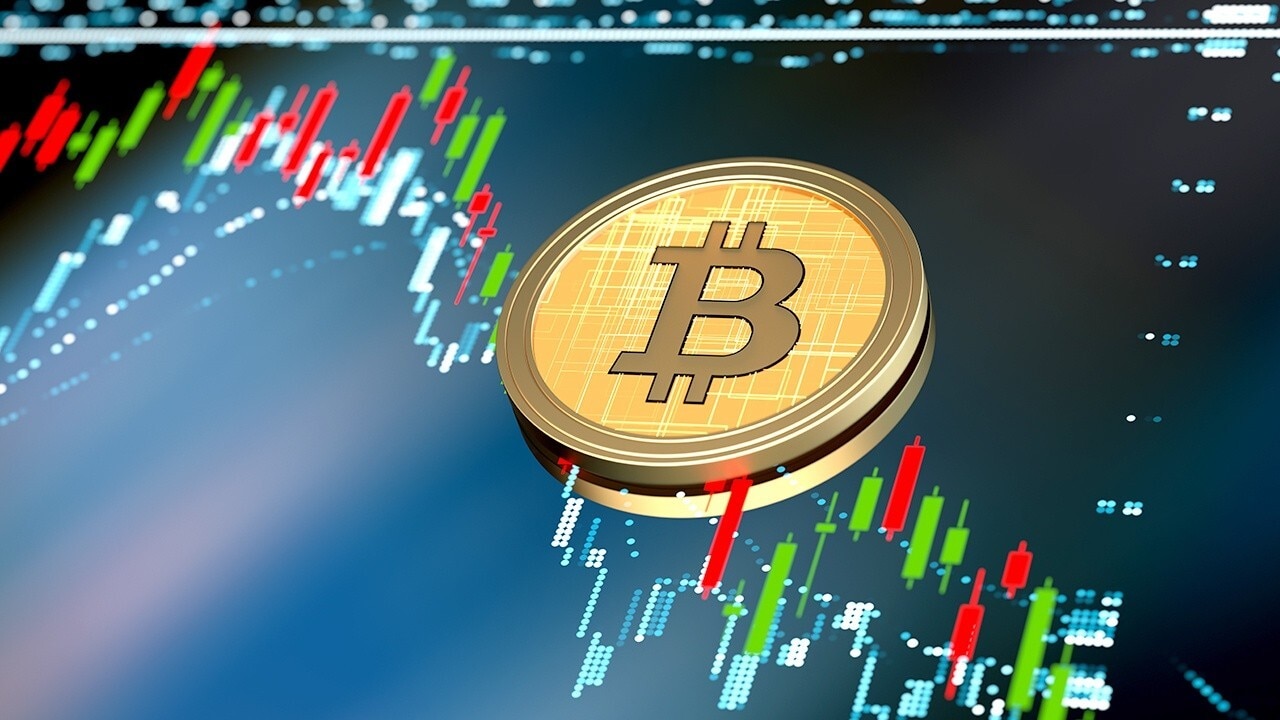 Bitcoin free fall: $1T wiped out as fear grips crypto markets