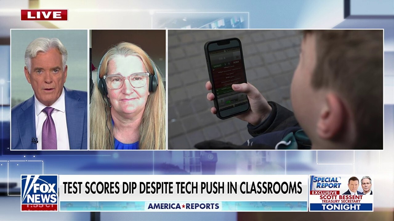 Test scores drop nationwide as technology advances in the classroom