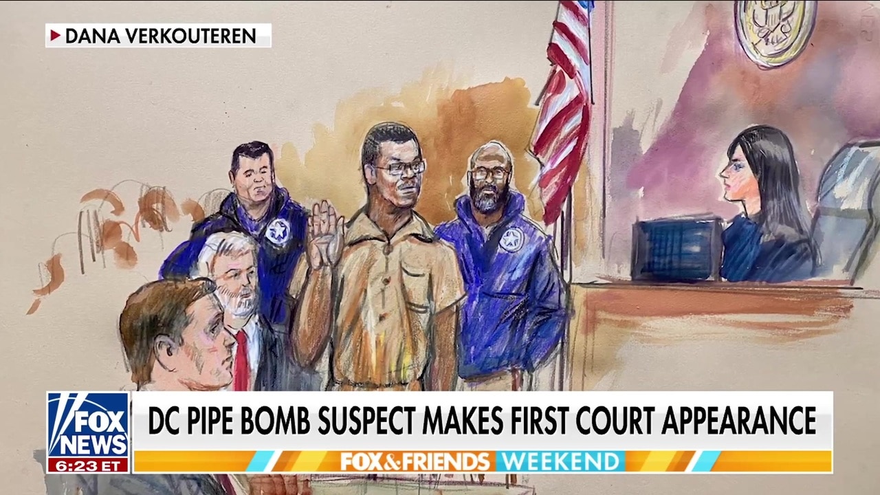  Retired FBI agent says there is a ‘treasure trove’ of evidence in DC pipe bomb case