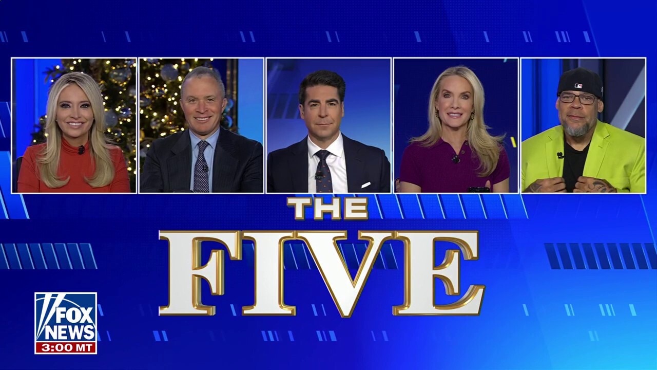 'The Five': The 'Showman-in-Chief' takes centerstage and gets rave reviews