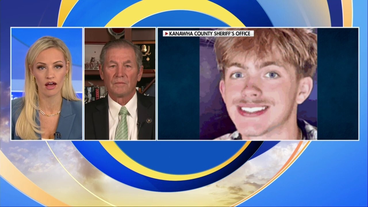 Former FBI director sounds alarm on 'insidious' crime targeting teen boys