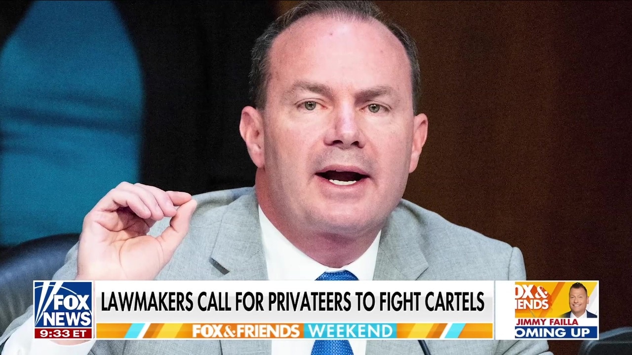 Lawmakers push bill to allow privateers to fight cartels