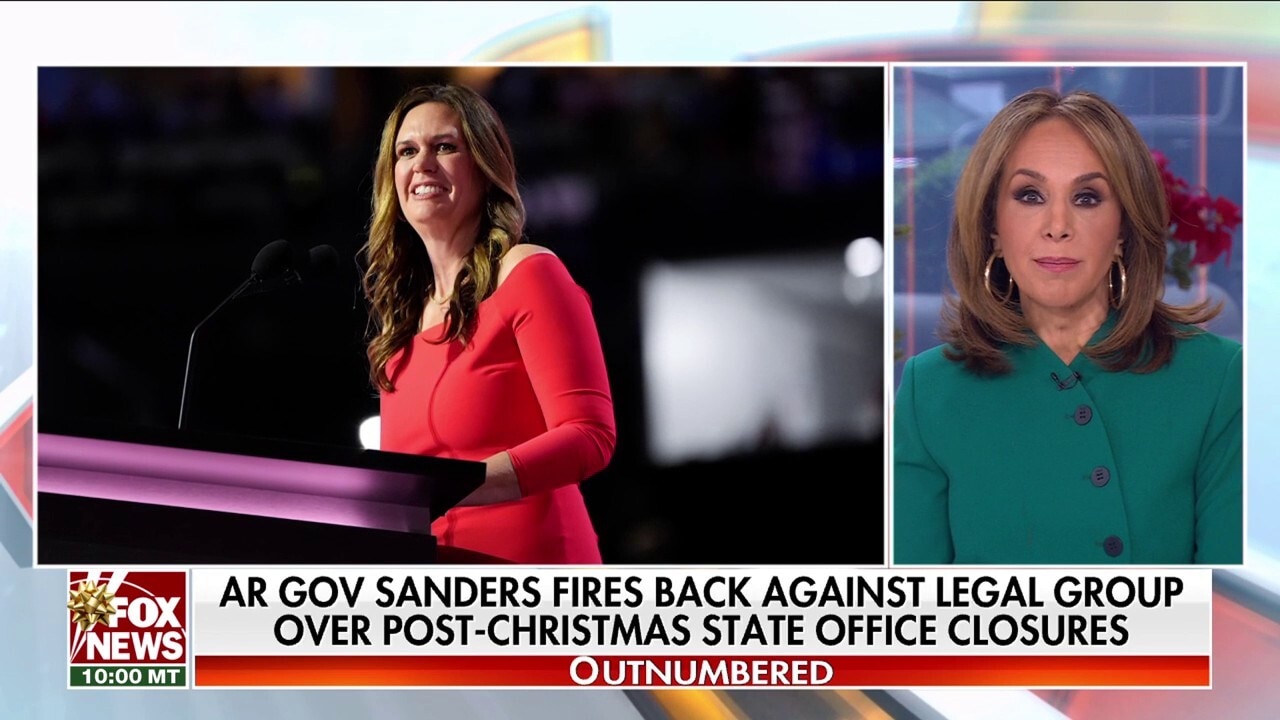 Gov. Huckabee Sanders fires back at legal group over post-Christmas state office closures