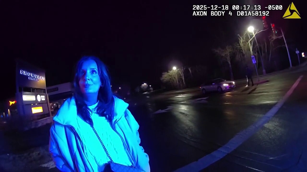 Prominent Rhode Island Democrat tells police officer, 'You know who I am?' during traffic stop