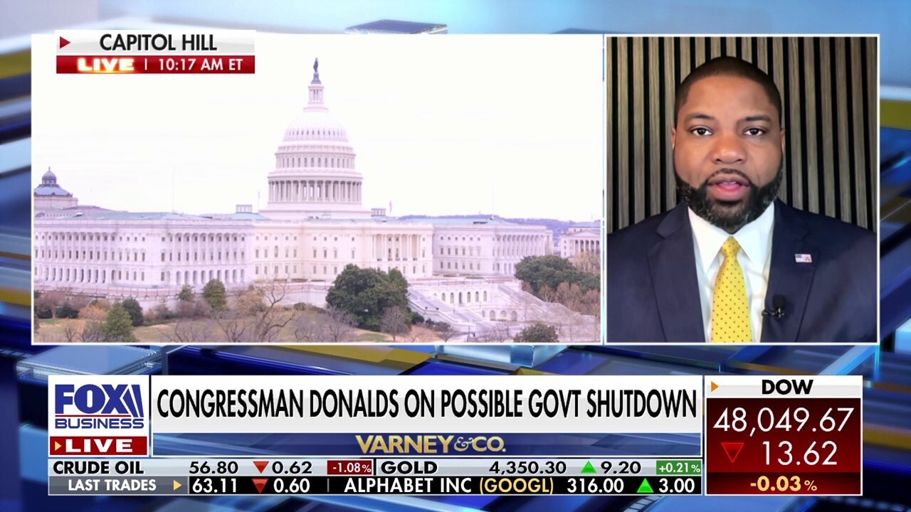 GOP lawmaker points to Chuck Schumer if government shuts down again