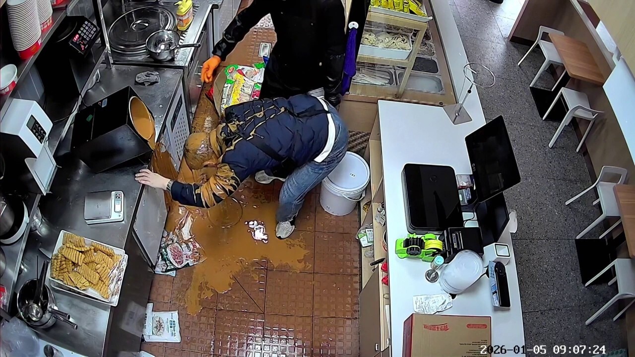 Spill at Chinese eatery turns routine restaurant task into slimy spectacle