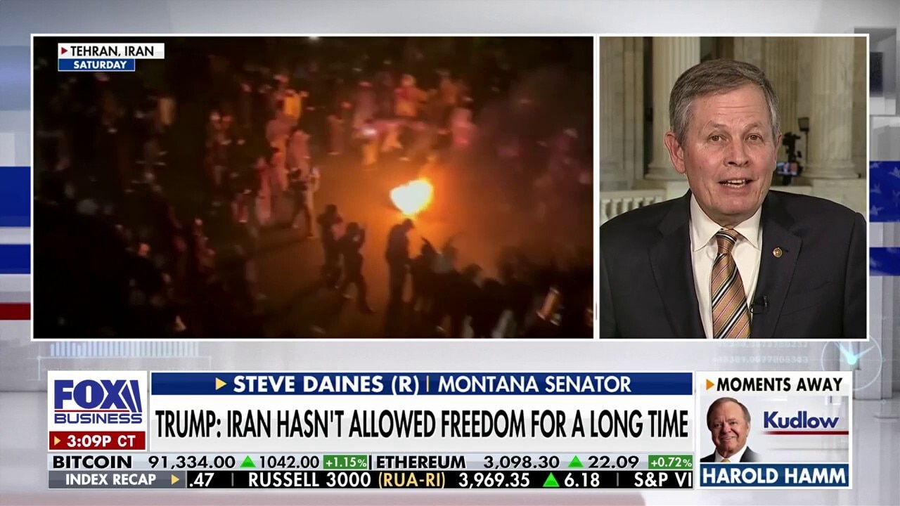 This is a 'Berlin Wall moment' for the Middle East, GOP senator says