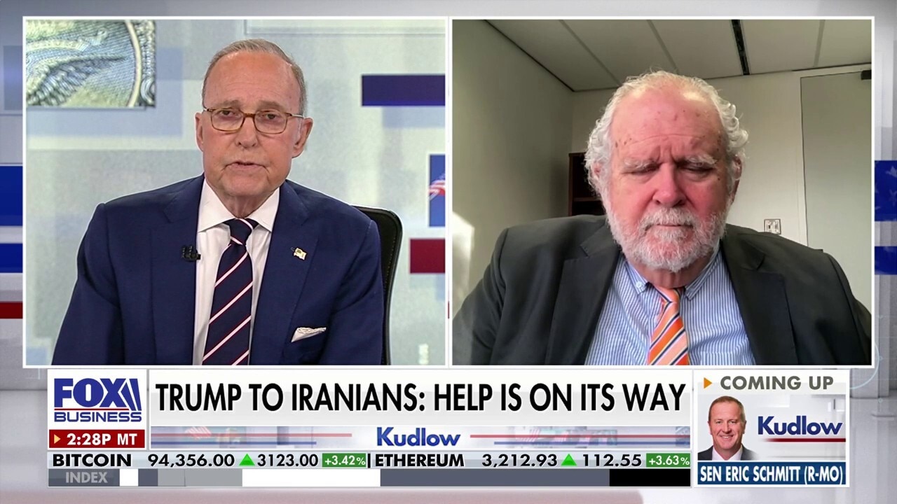 Iranian protesters not likely to overthrow regime without outside help, observers say