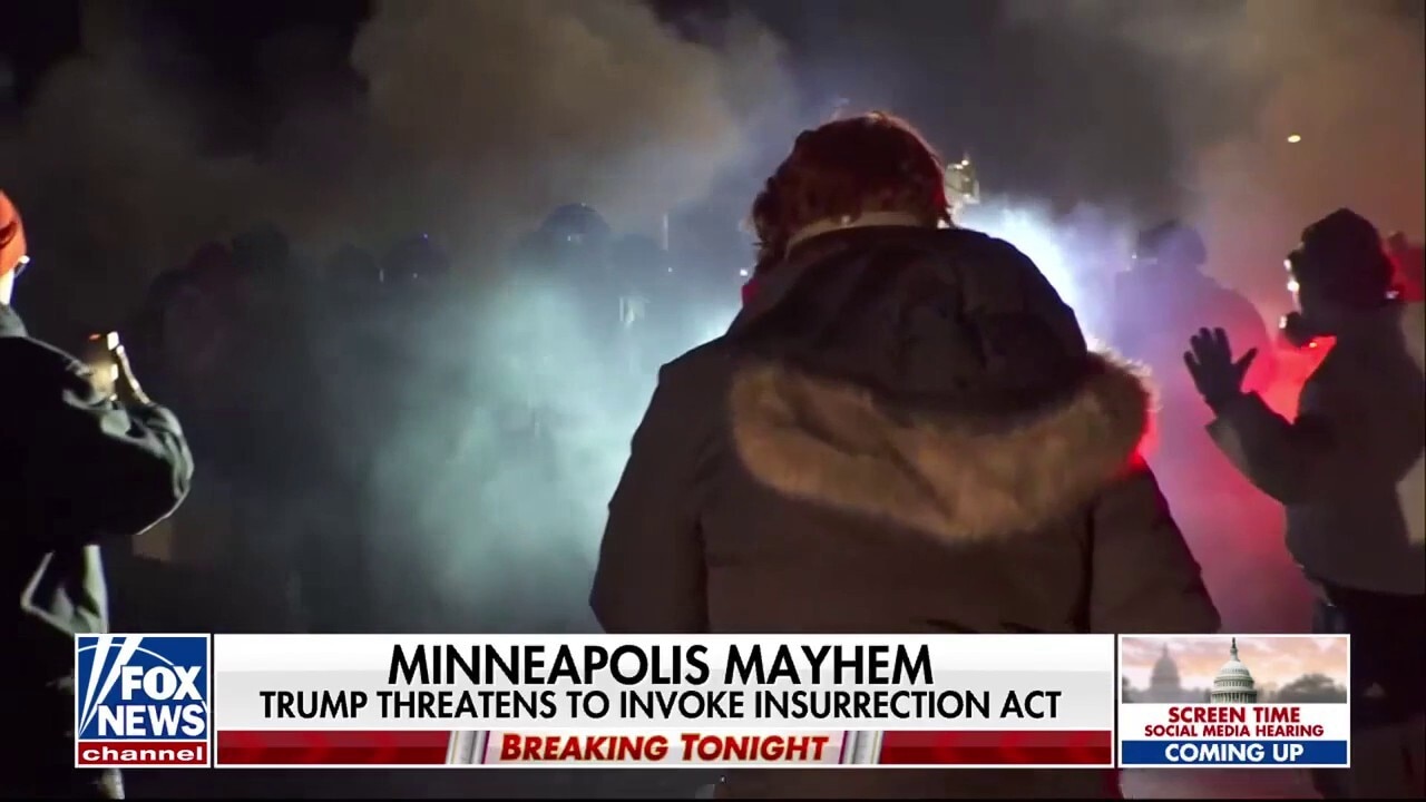 Chaos continues on streets of Minneapolis amid ICE protests