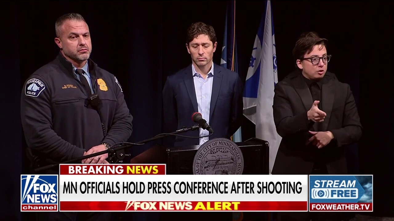 Minneapolis Mayor Jacob Frey addresses Border Patrol-involved shooting