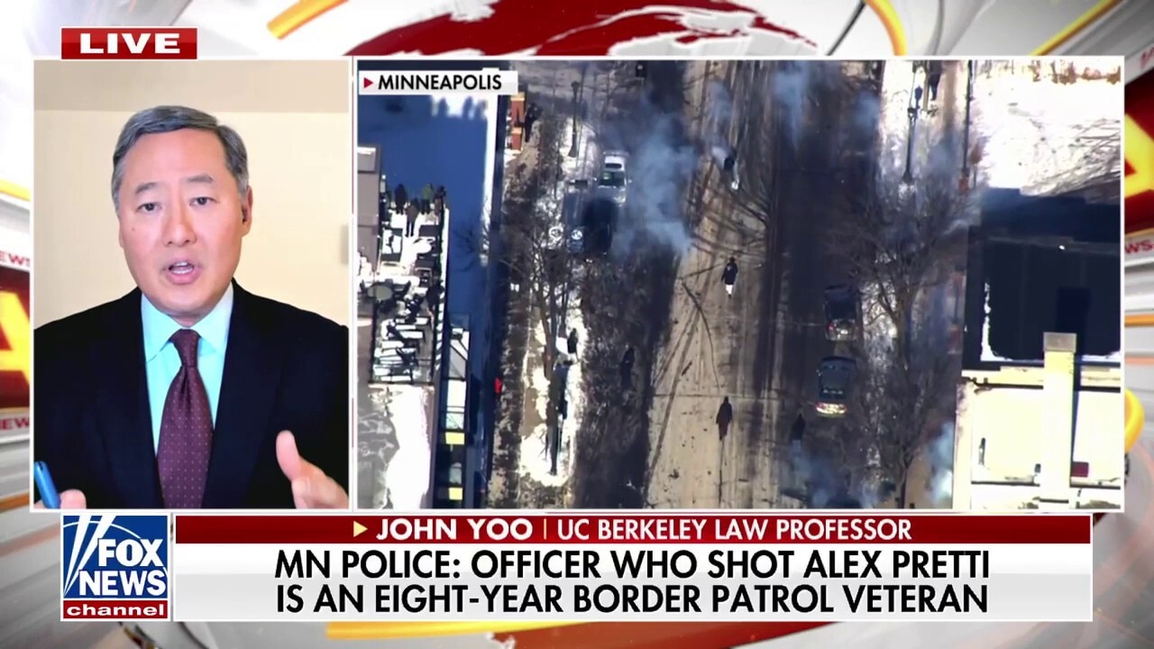 Law professor reacts to lack of cooperation between local and federal officials in Minneapolis