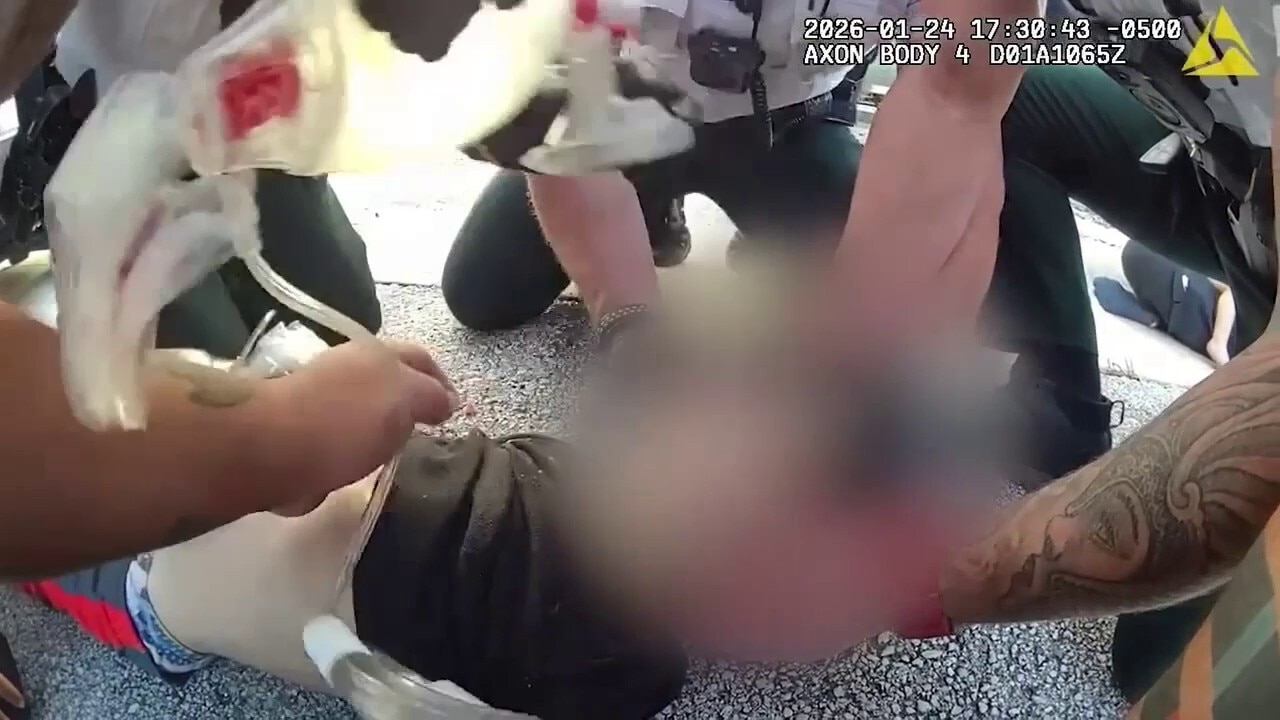 Florida deputies race to save 4-year-old who stopped breathing and had no pulse on interstate