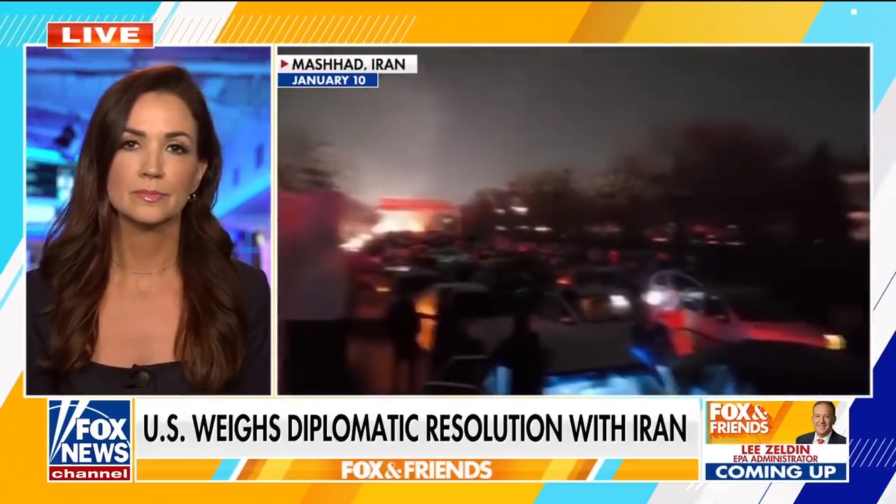 Expert breaks down Iran’s ‘regional war’ warning amid US military presence in Middle East