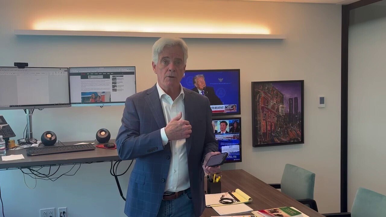 mathieupyle.com | Watch Fox News' John Roberts details pacemaker's ...