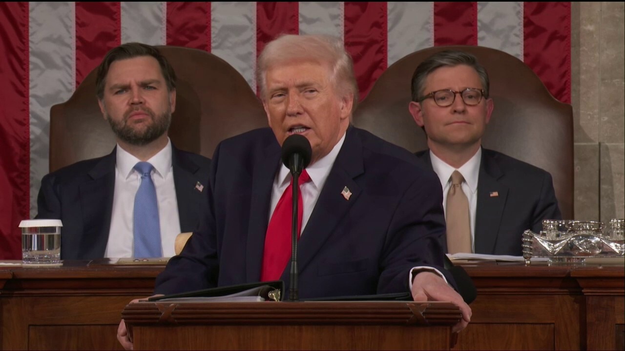 Trump issues critical challenge to Dems during State of the Union