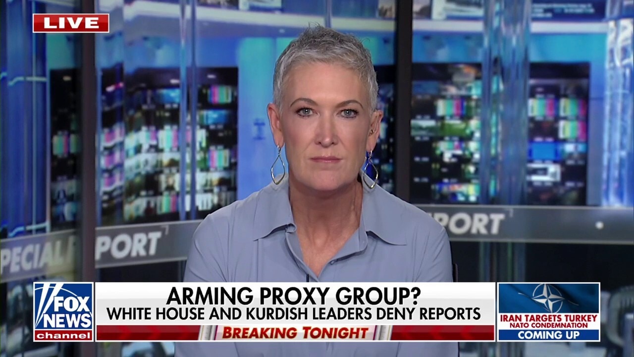 Kurdish leaders deny that any Iraqi Kurds have crossed the border into Iran 