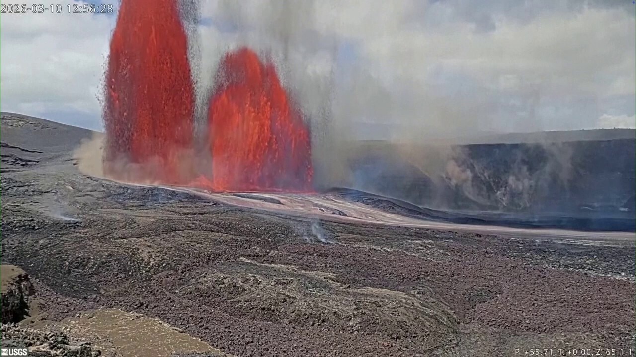 Hawaii’s Kilauea volcano erupts, shooting lava fountains 1,000 feet into the air