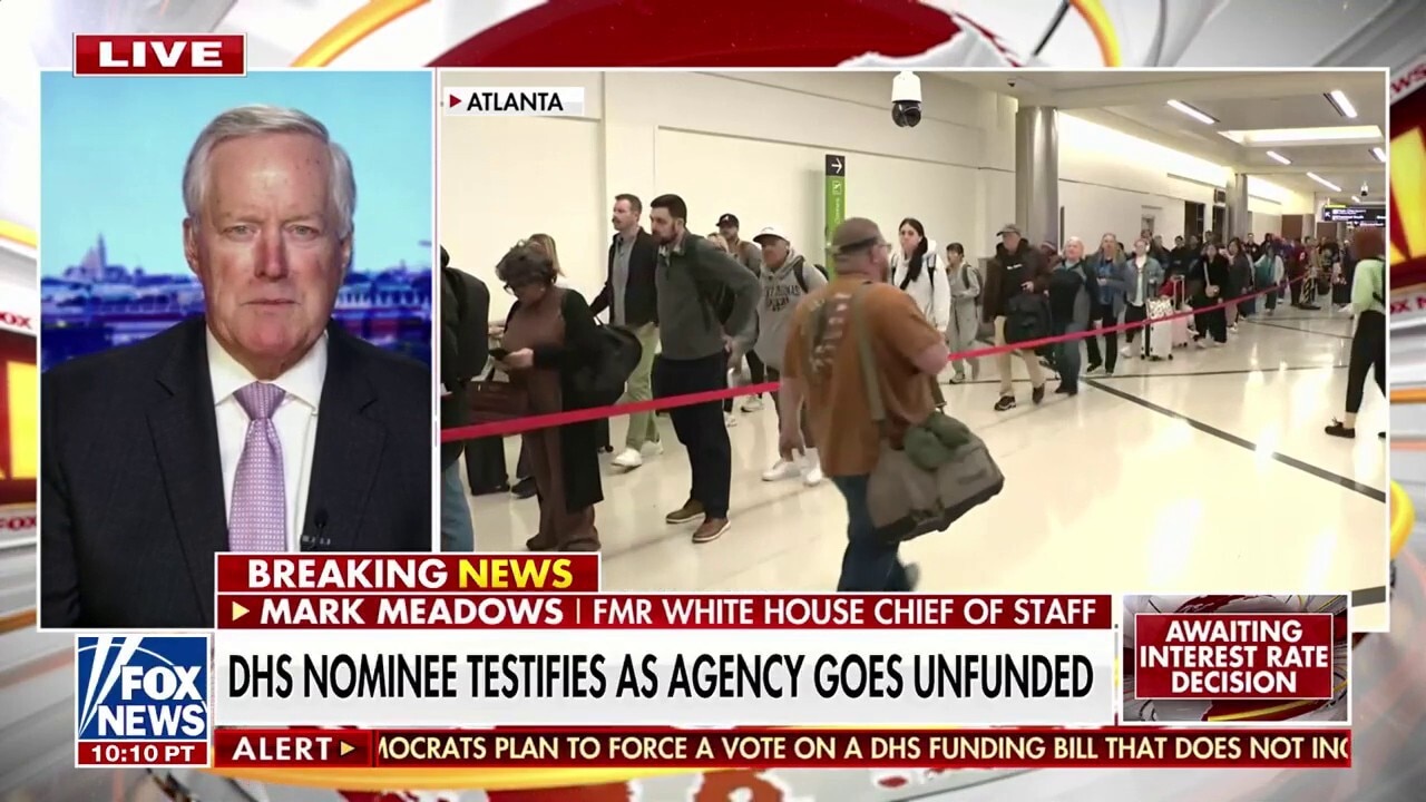 White House weighs body cams, detention oversight concessions to reopen DHS