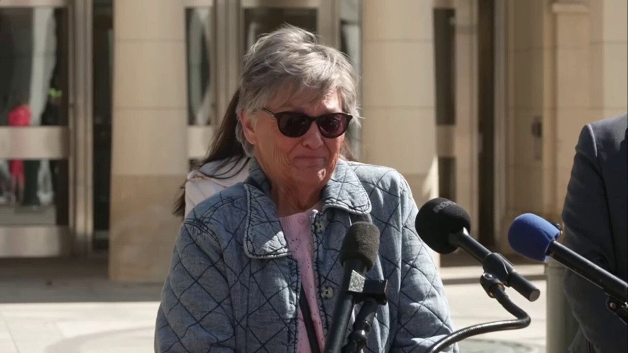 Grieving Angel mom says politicians failed daughter Stephanie Minter: 'They've stopped serving citizens' 