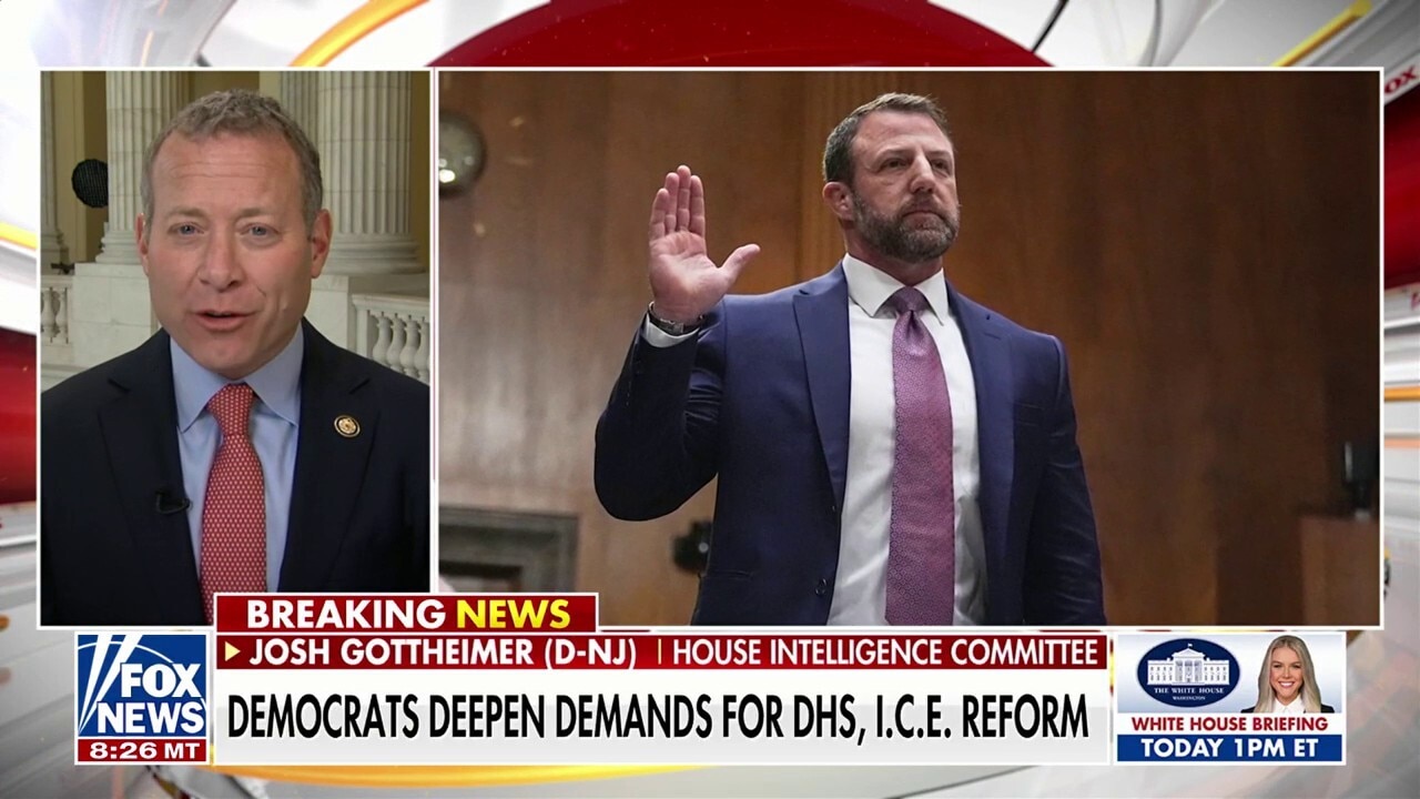 Democrat urges lawmakers to 'stay at the table' to end DHS shutdown