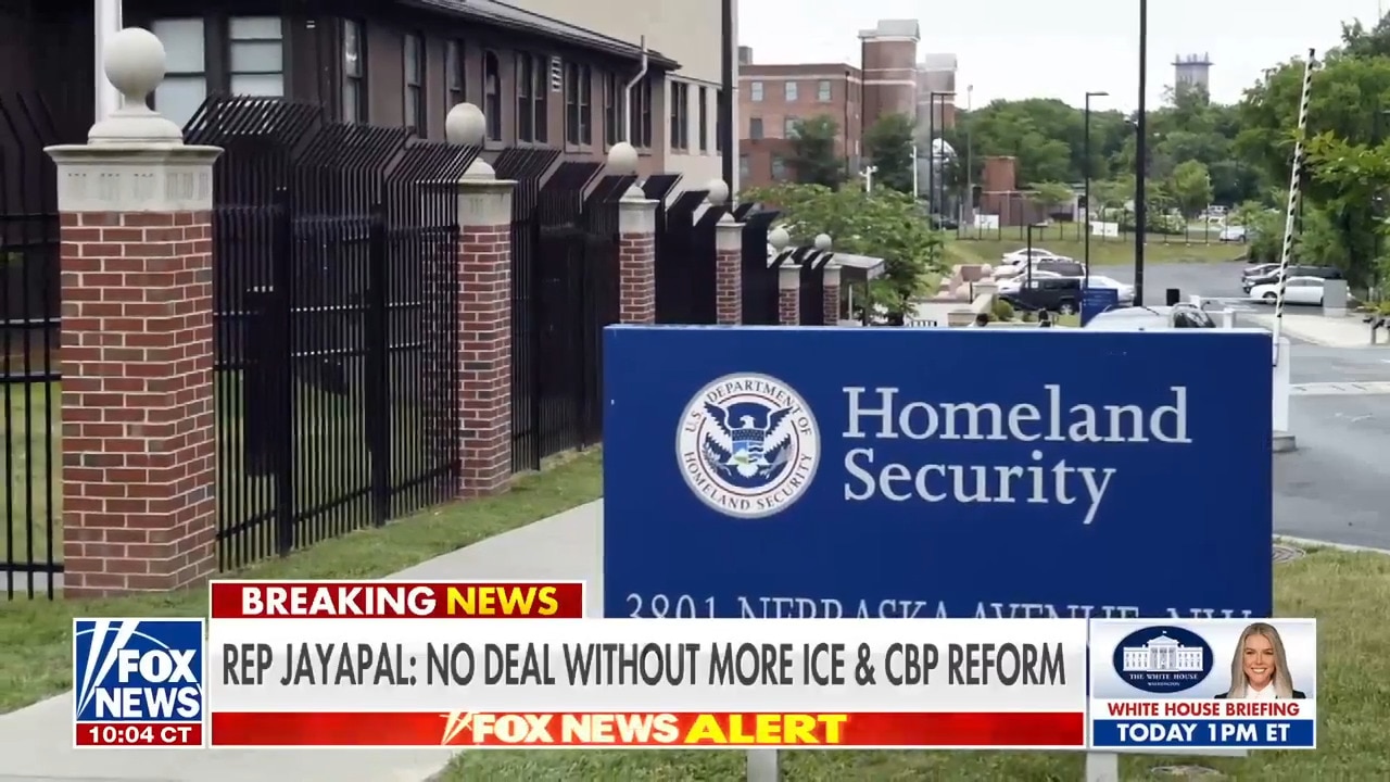 Democrats reject DHS funding deal, escalating shutdown standoff