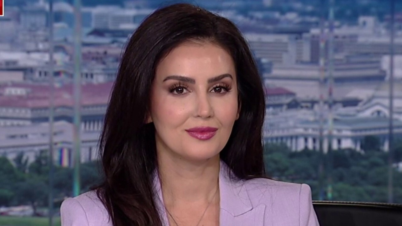 Doctor who fled Iran explains differences between Iranian and Venezuelan regimes and their uprisings