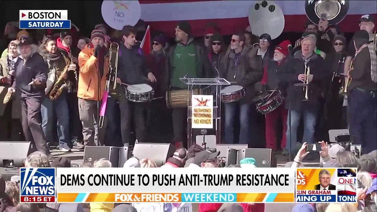 Anti-Trump 'No Kings' protesters rally nationwide