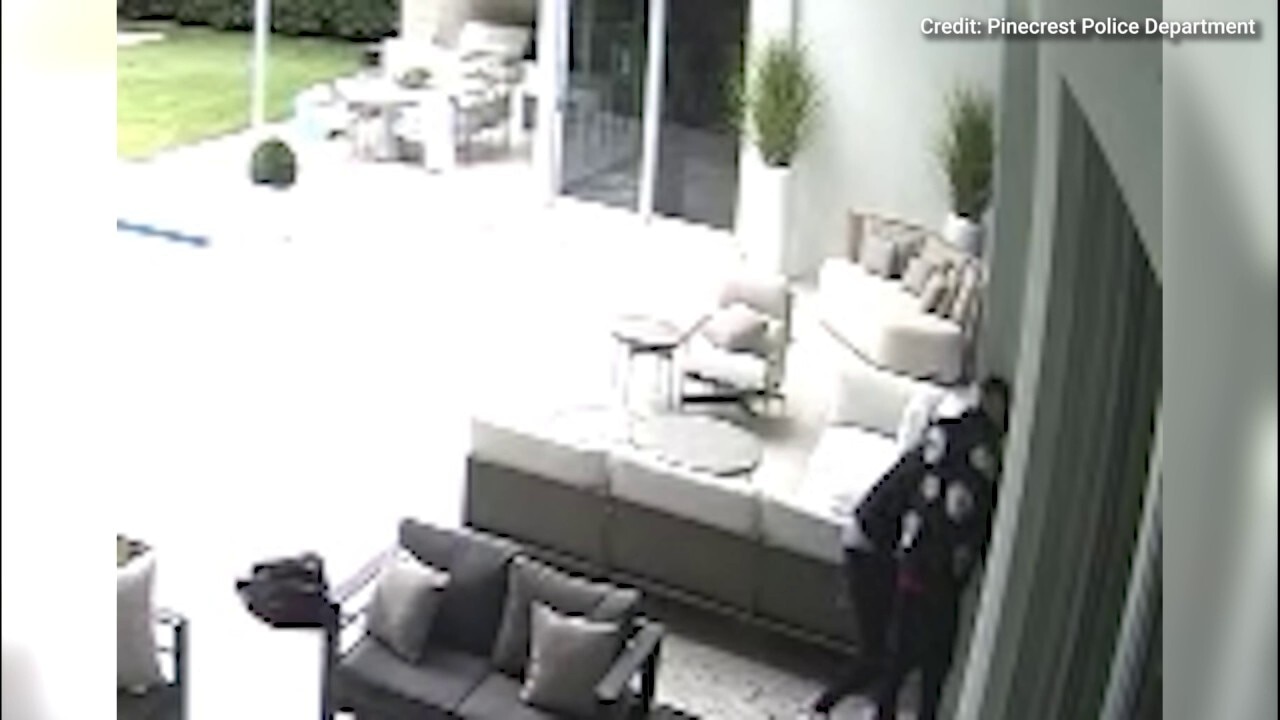 Alleged burglars seen attempting to break into 'Real Housewives of Miami' mansion