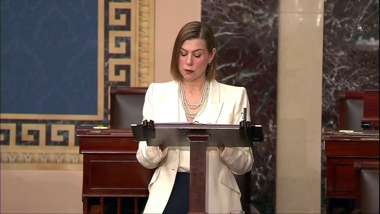 Slotkin compares ICE agents enforcing immigration law to colonial British forces