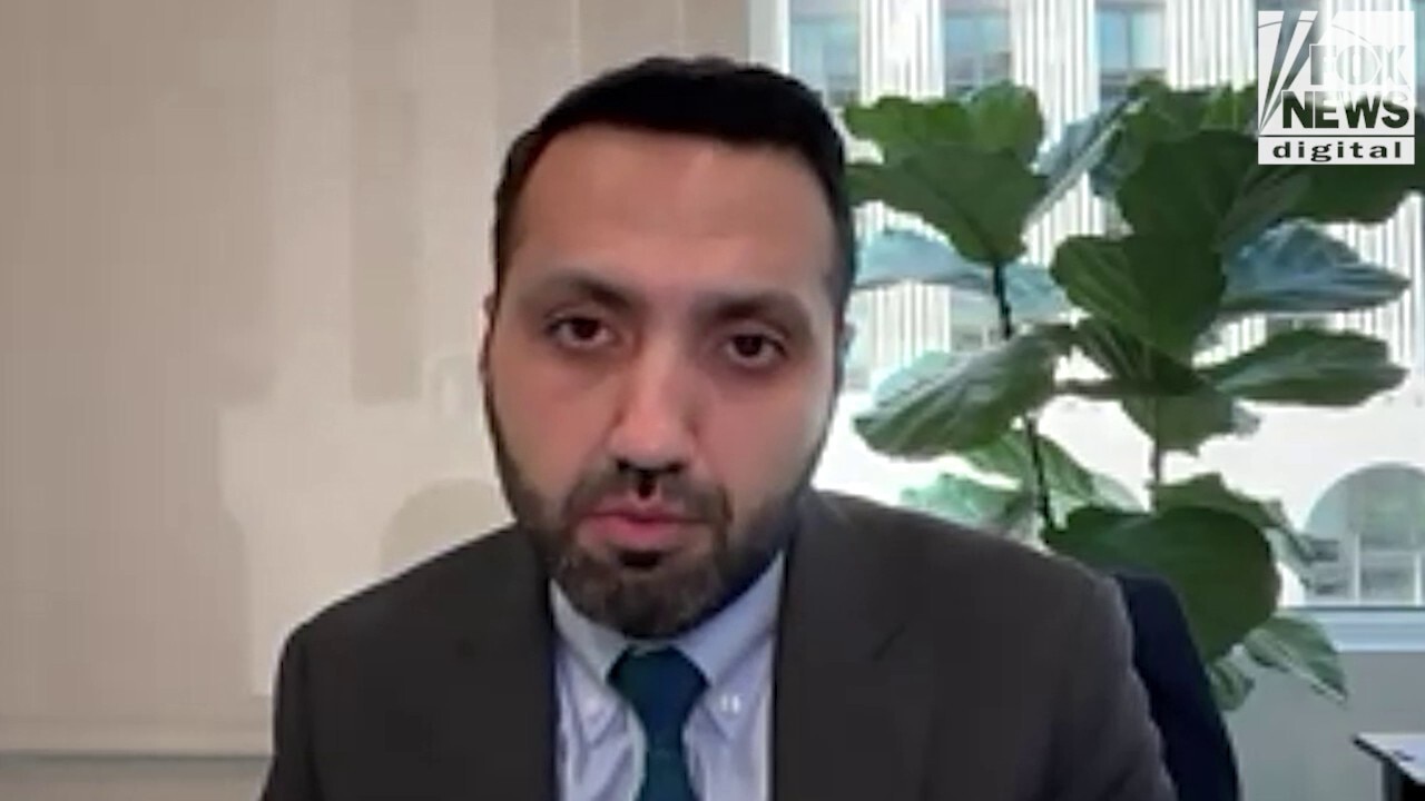 Iran analyst: Unprecedented leverage against Iran since 1979