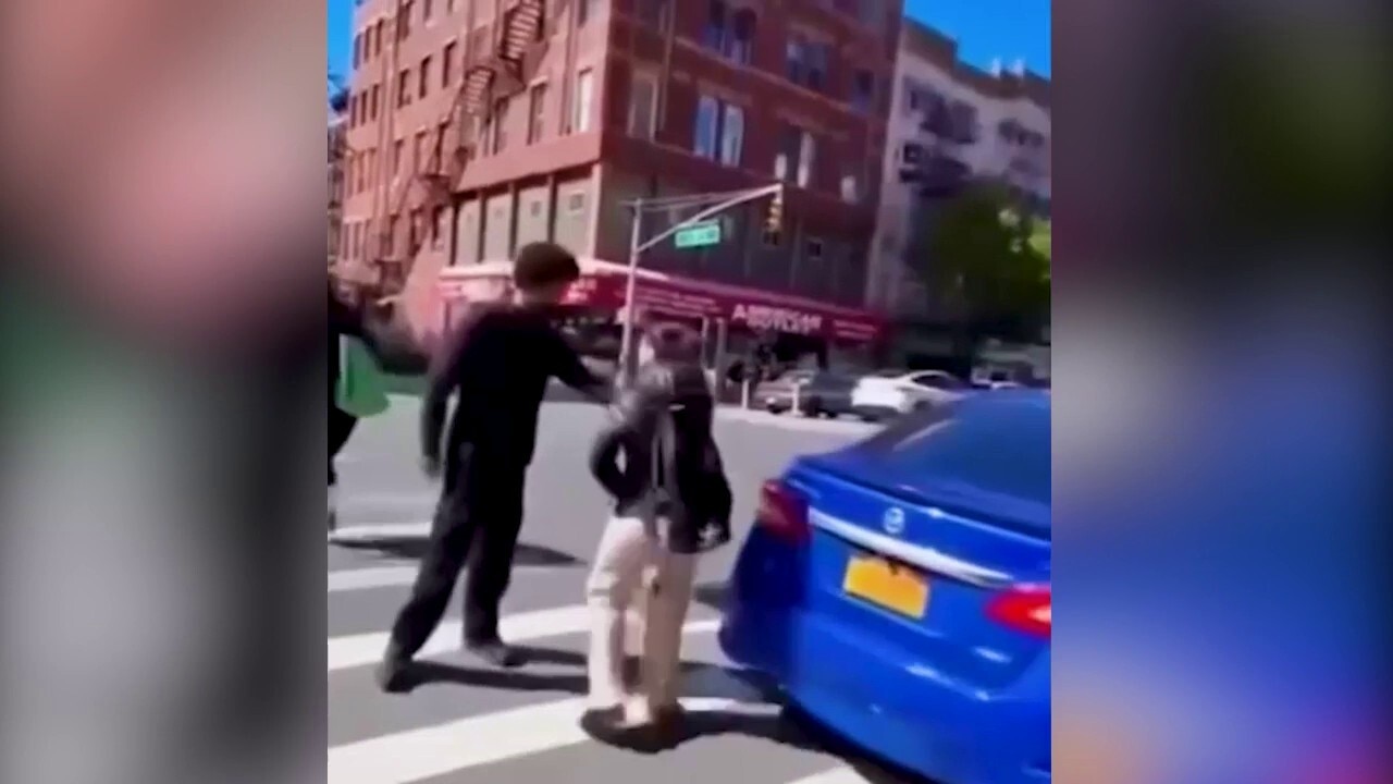 Video captures 14-year-old boy brutally attacking teen girl on NYC street