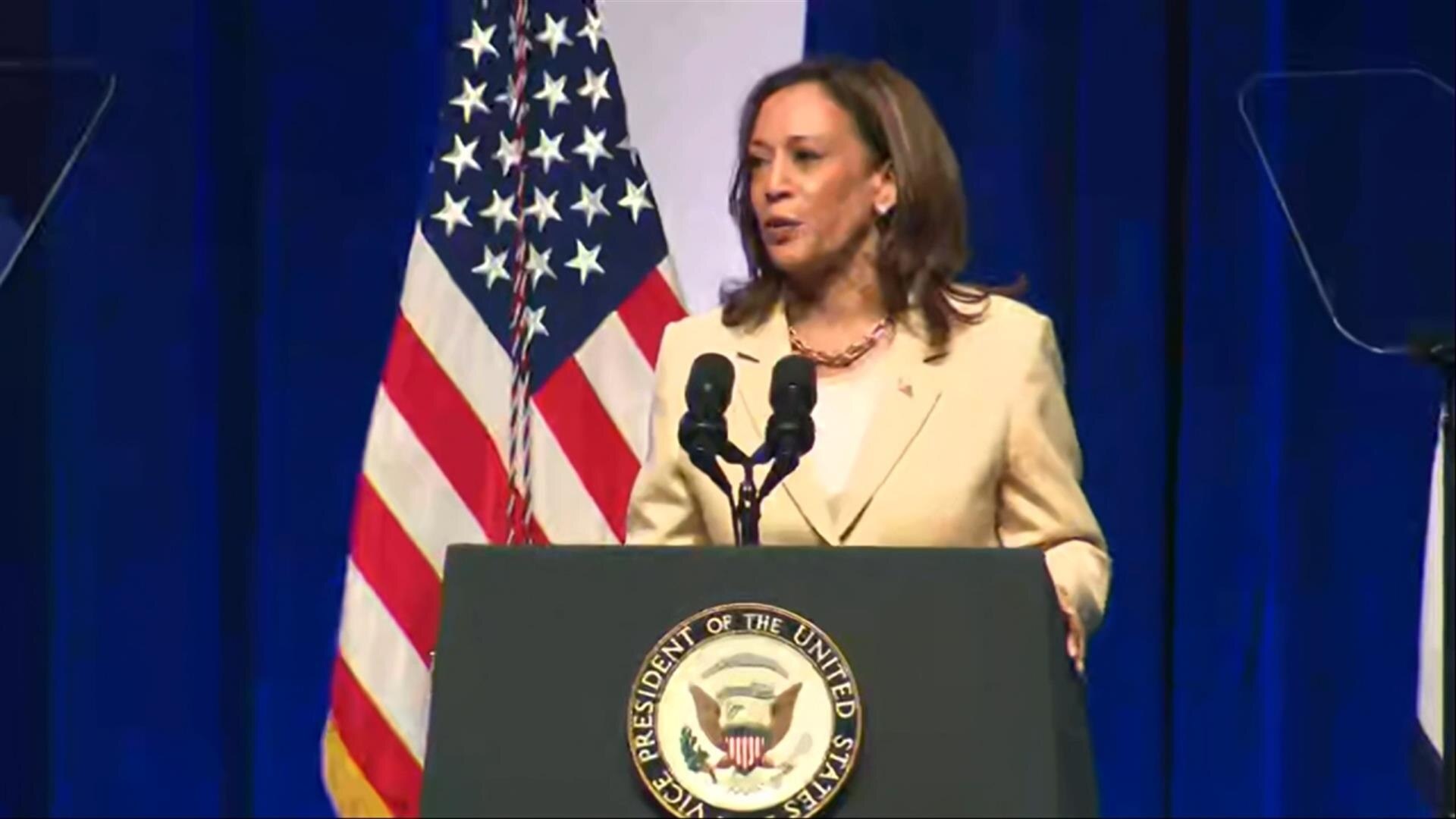 Kamala Harris: Indianapolis, IN
