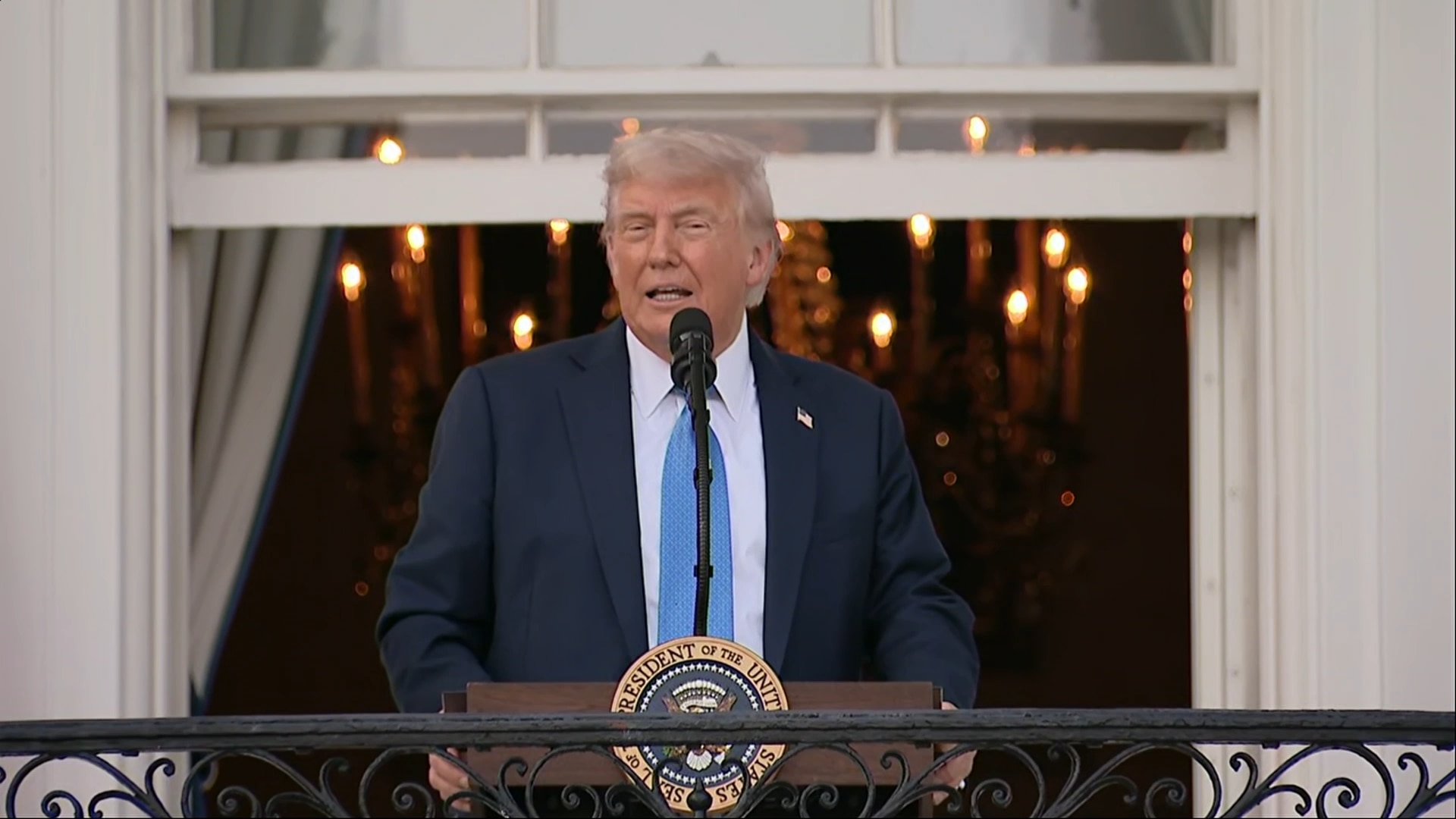 (6/4) President Trump Attends Summer Soiree