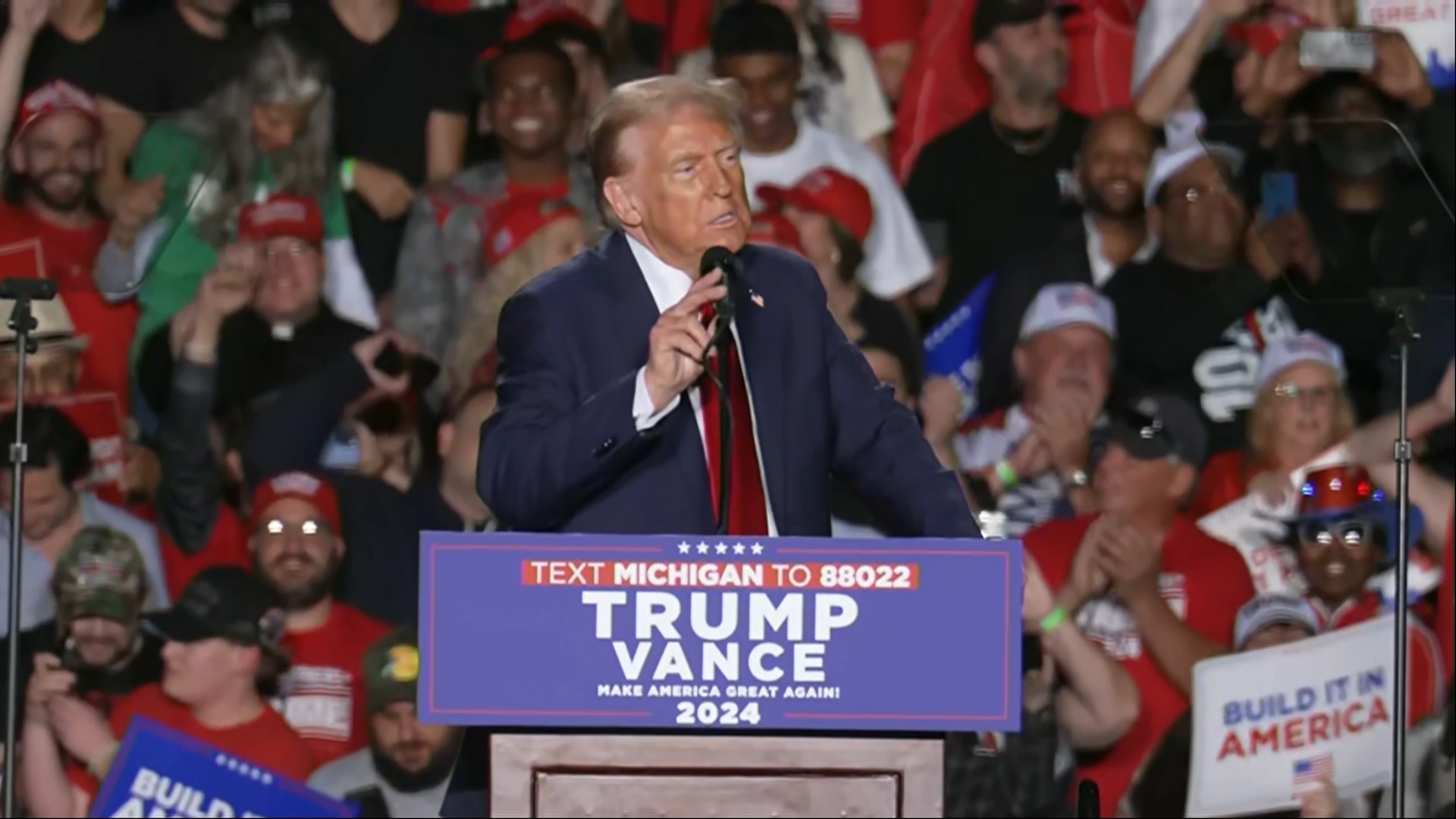 Donald Trump: Detroit, MI