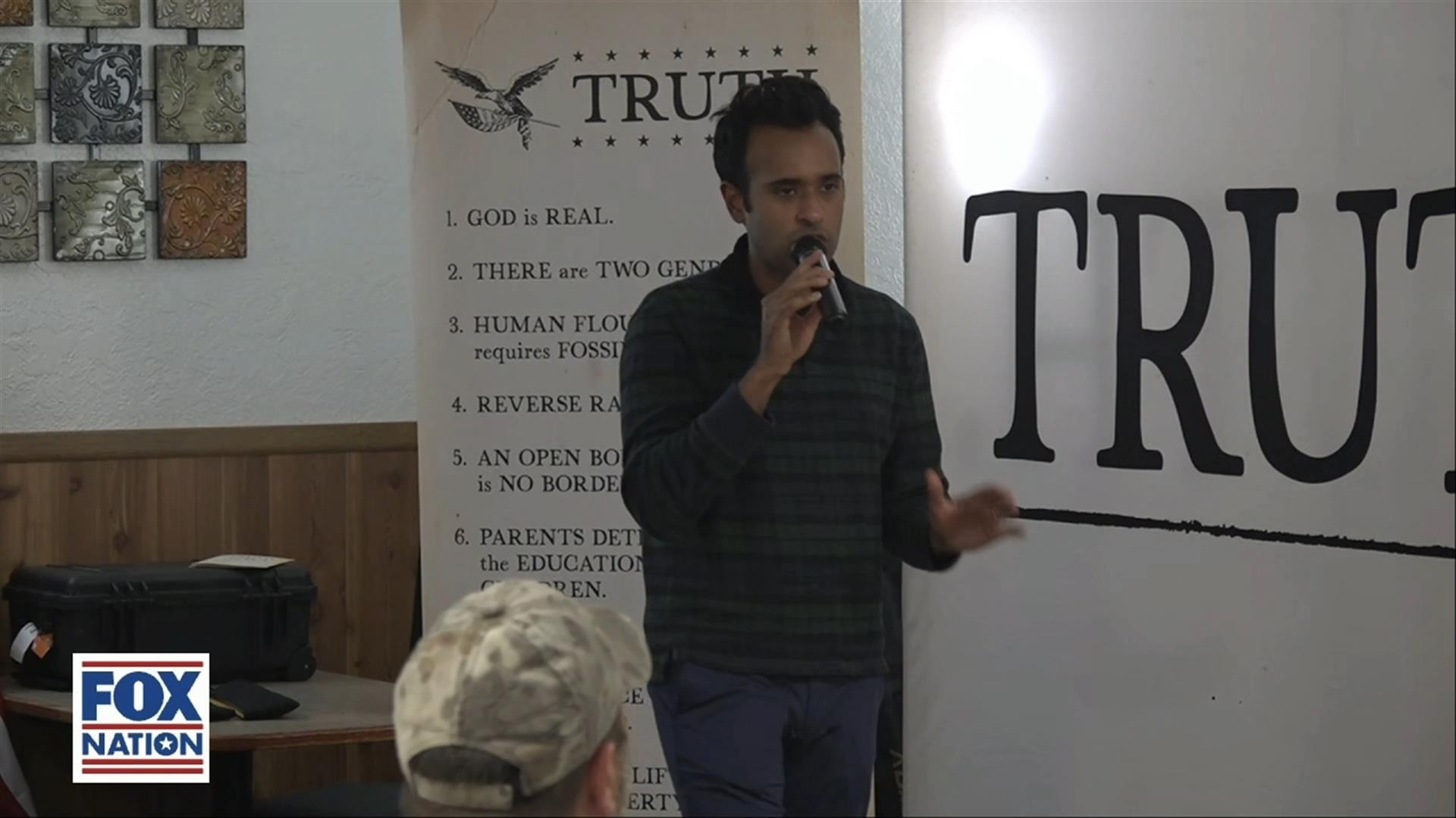 Vivek Ramaswamy: Vinton, IA