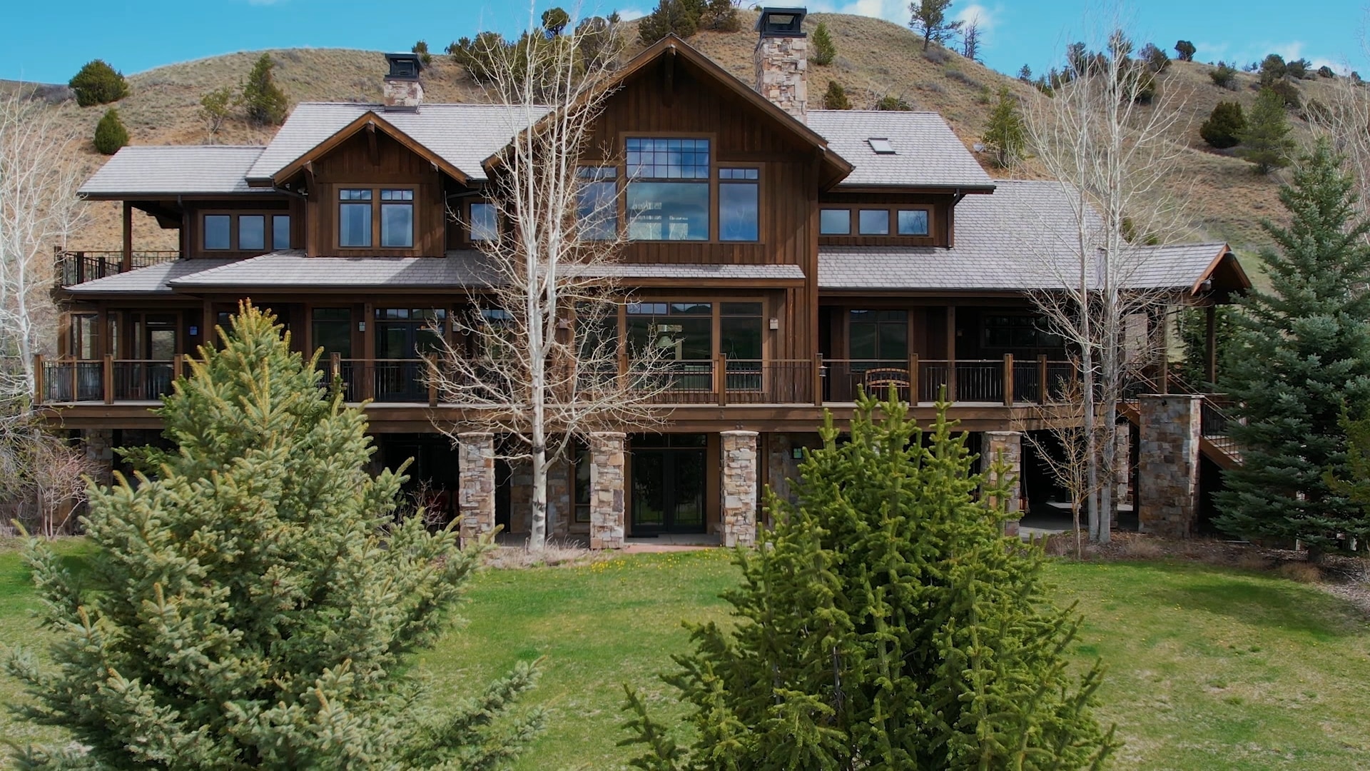 Grey Cliffs - Montana