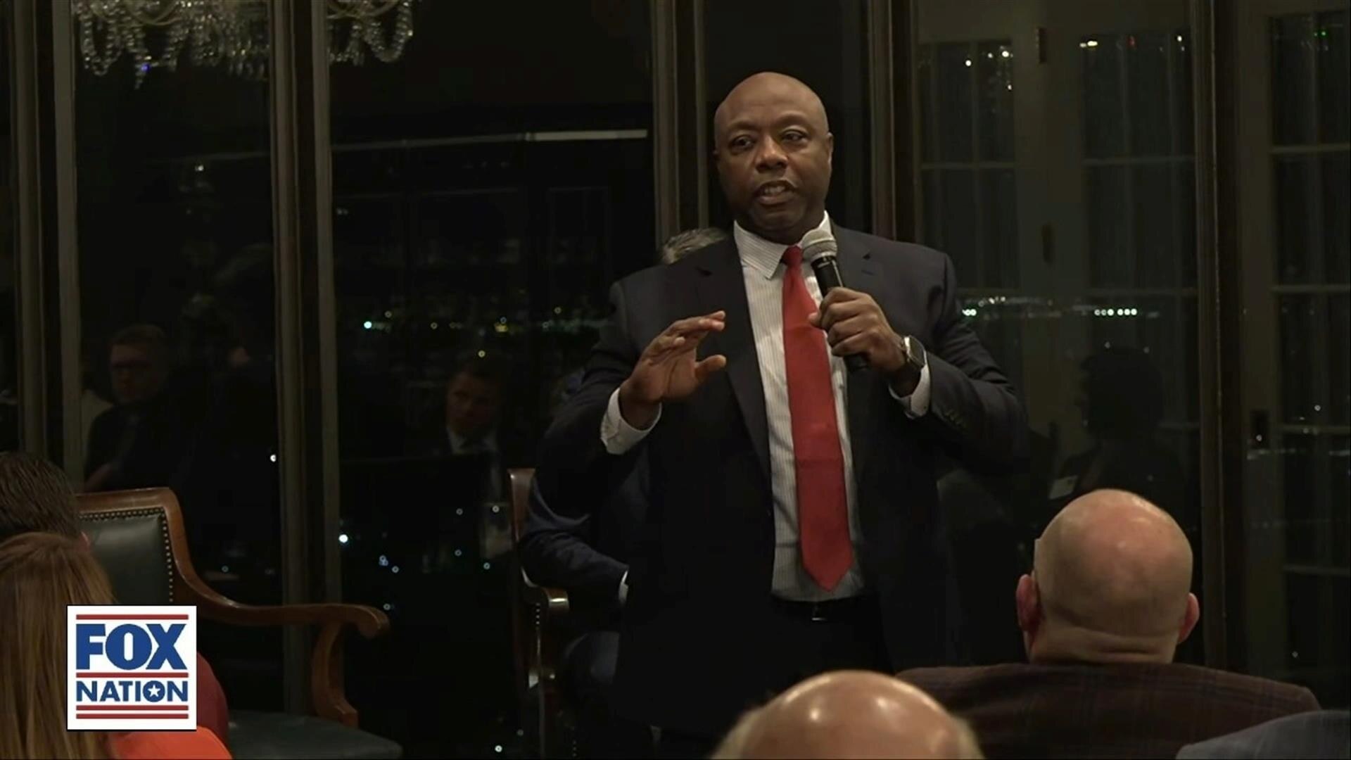 Tim Scott: Des Moines, IA